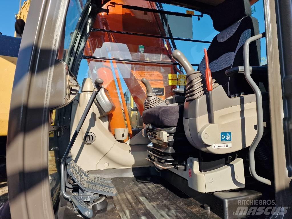 Hitachi ZX 180 LC N Pelle sur chenilles