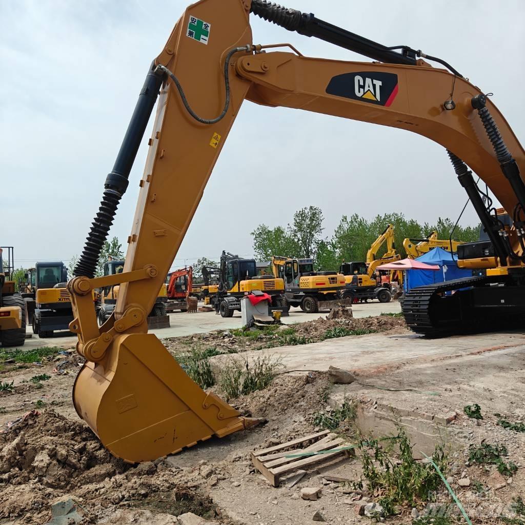 CAT 330D2 Pelle sur chenilles