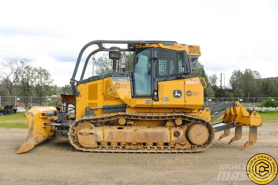 DEERE 750K XLT Bouteurs sur chenilles