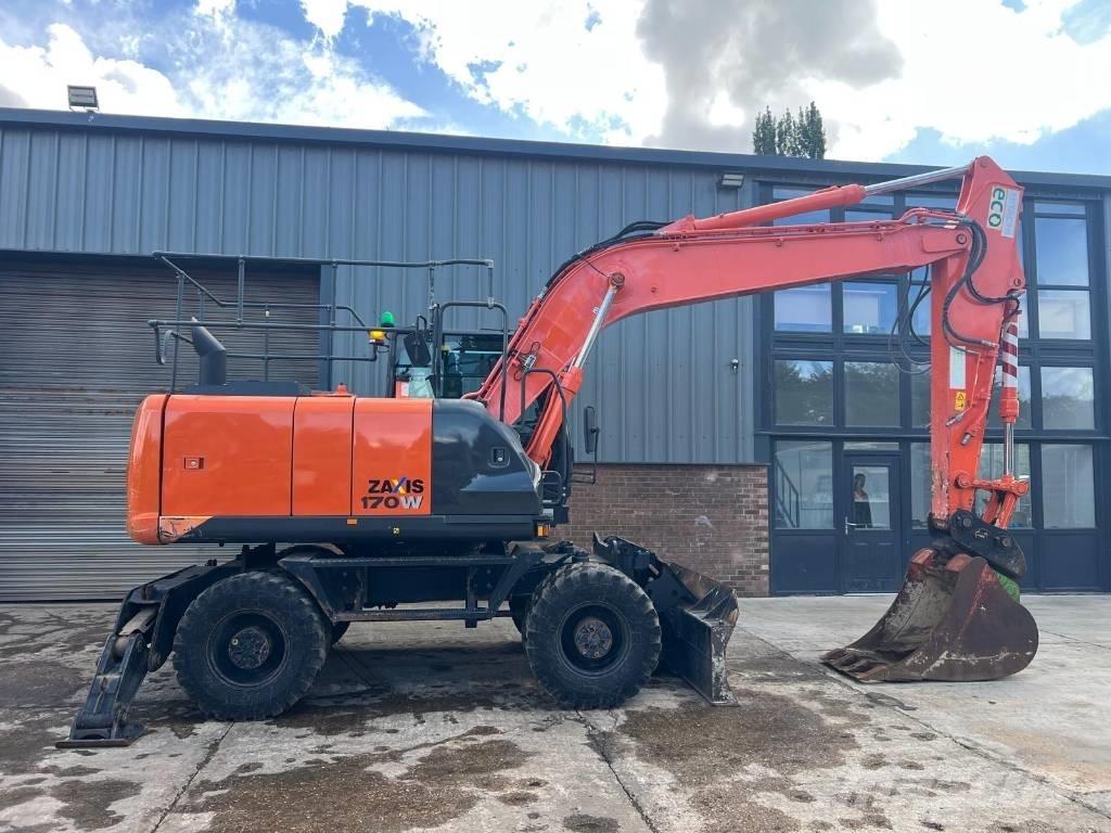 Hitachi ZW 170-5 Pelle sur pneus