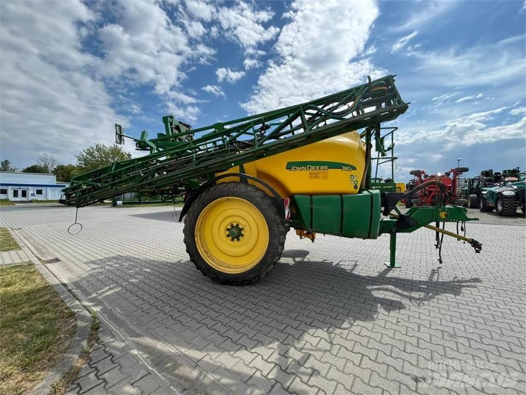 John Deere 740i Pulvérisateurs traînés