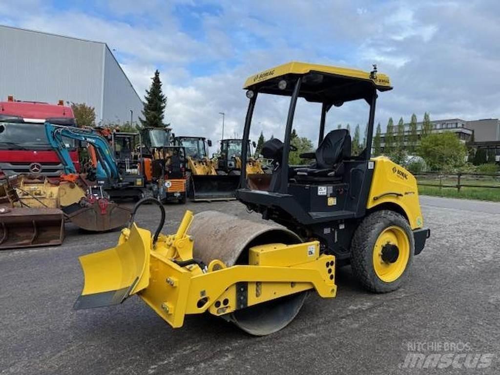 Bomag 124 DH-5 Rouleaux monocylindre