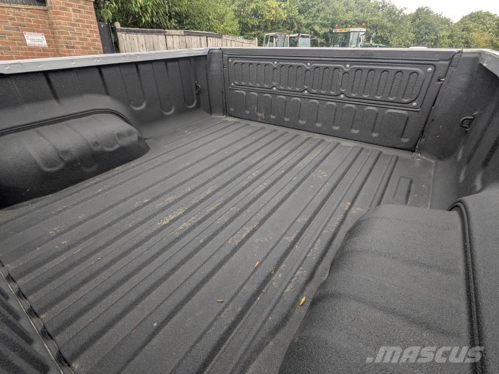 Toyota Hilux Utilitaire benne