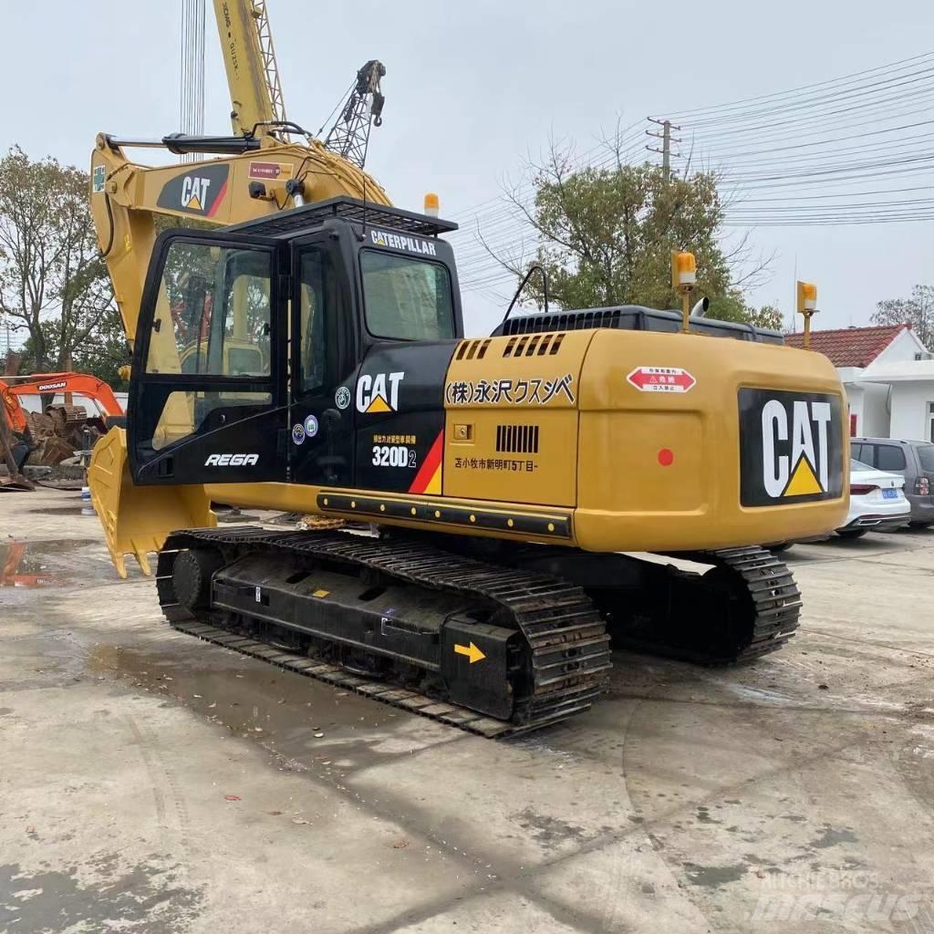 CAT 320 D Pelle sur chenilles