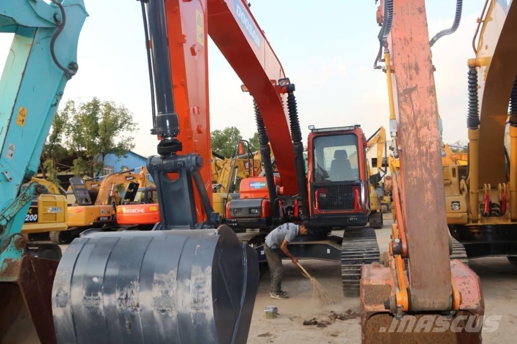 Doosan dx225 Pelle sur chenilles