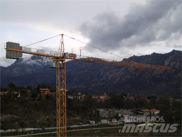 Potain MD 125 A Grue à tour
