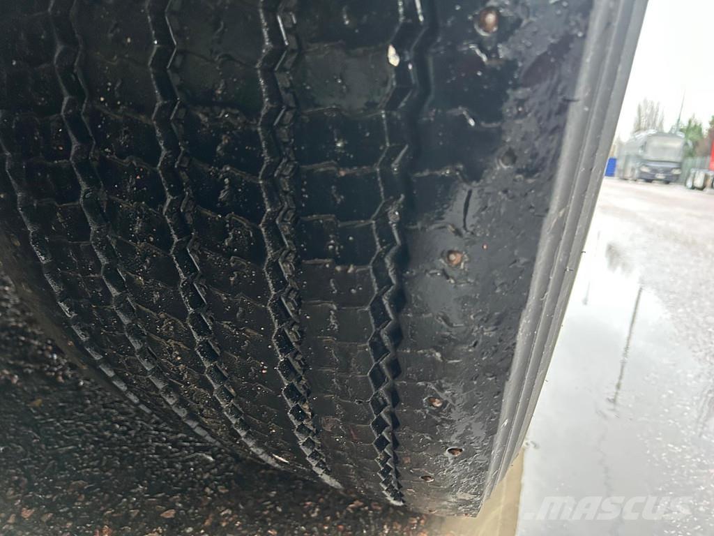 Volvo FH Camion Fourgon