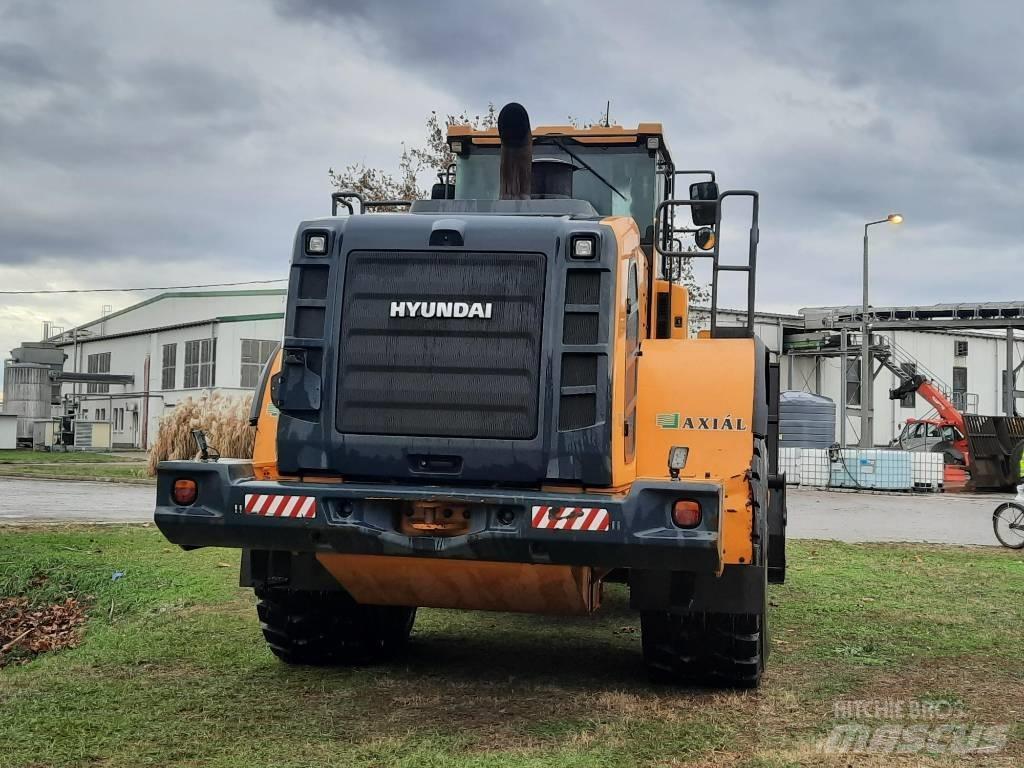 Hyundai HL 980 Chargeuse sur pneus