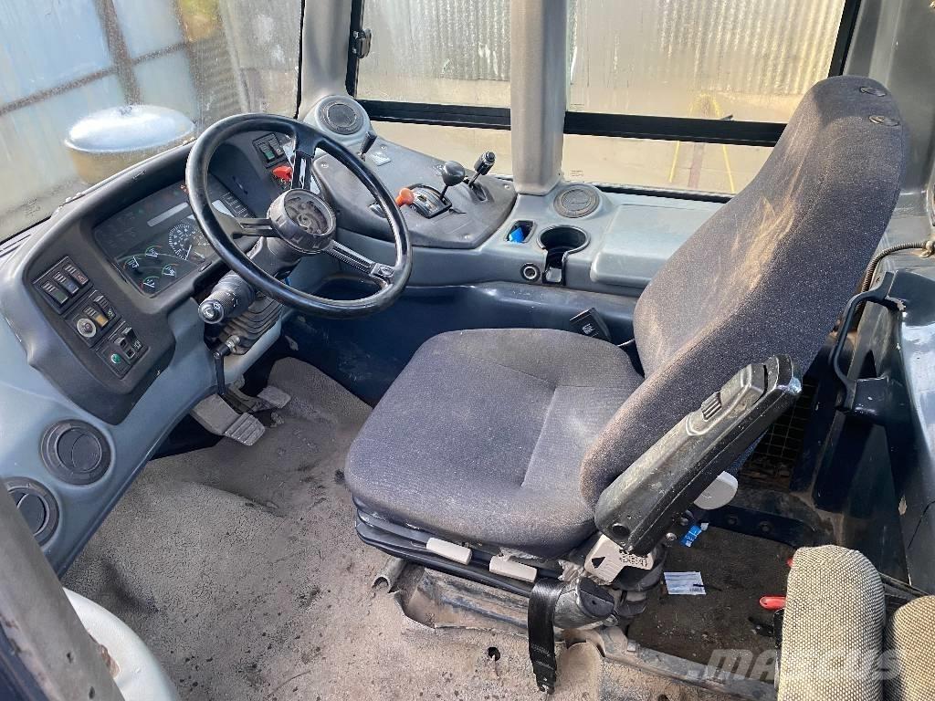 Bell B 25 D Tombereau articulé