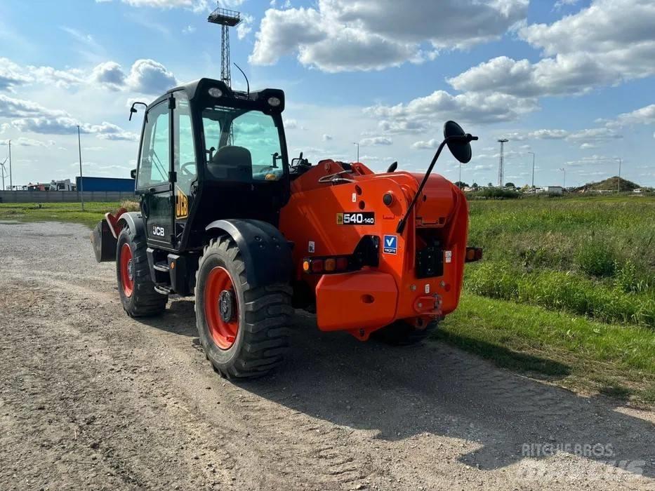 JCB 540-140 Chariot télescopique