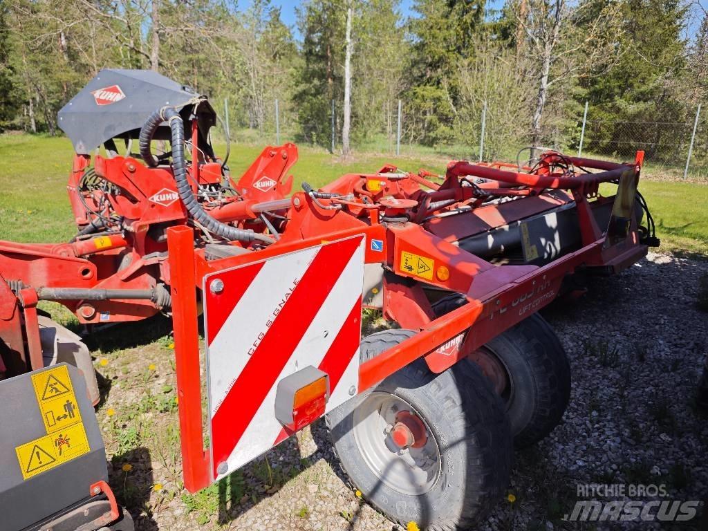 Kuhn FC 883 + FC 313 Faucheuse
