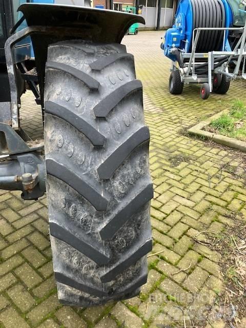 BKT cultuurwielen Pneus, roues et jantes
