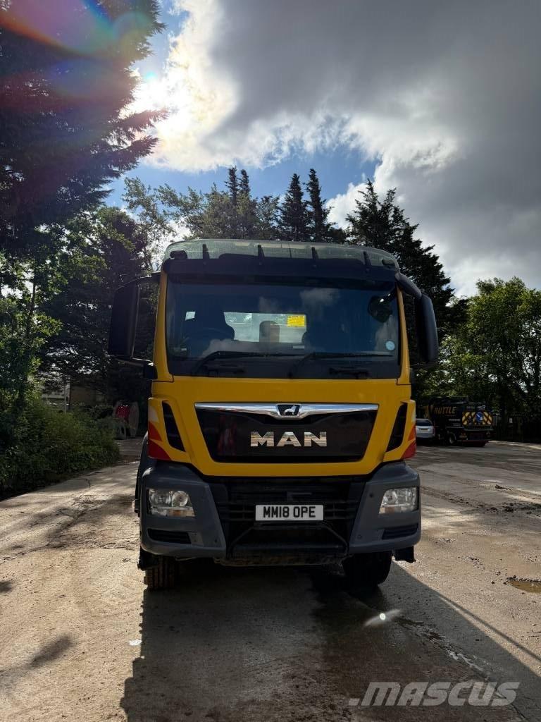 MAN TGS 35.420 Camion benne