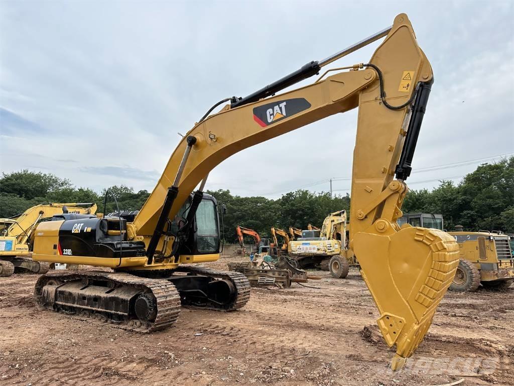 CAT 330D Pelle sur chenilles
