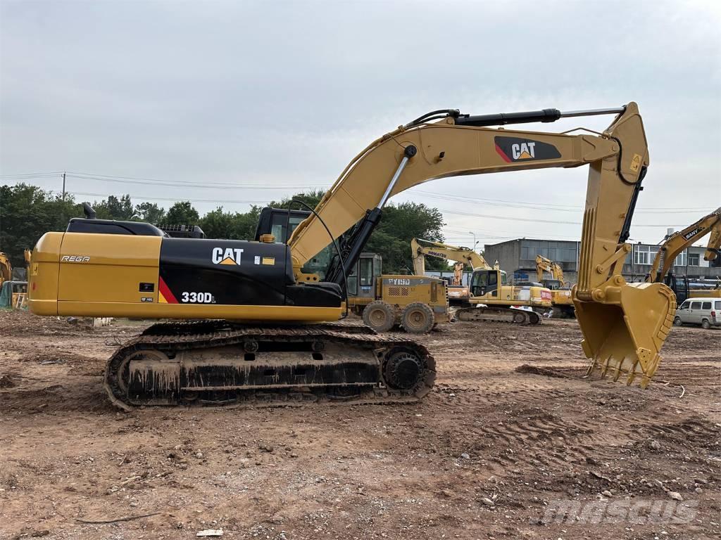 CAT 330D Pelle sur chenilles