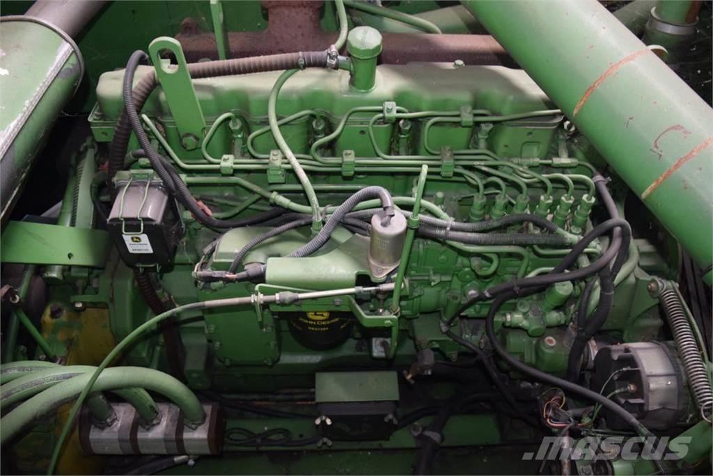 John Deere 2066 Moissonneuse batteuse