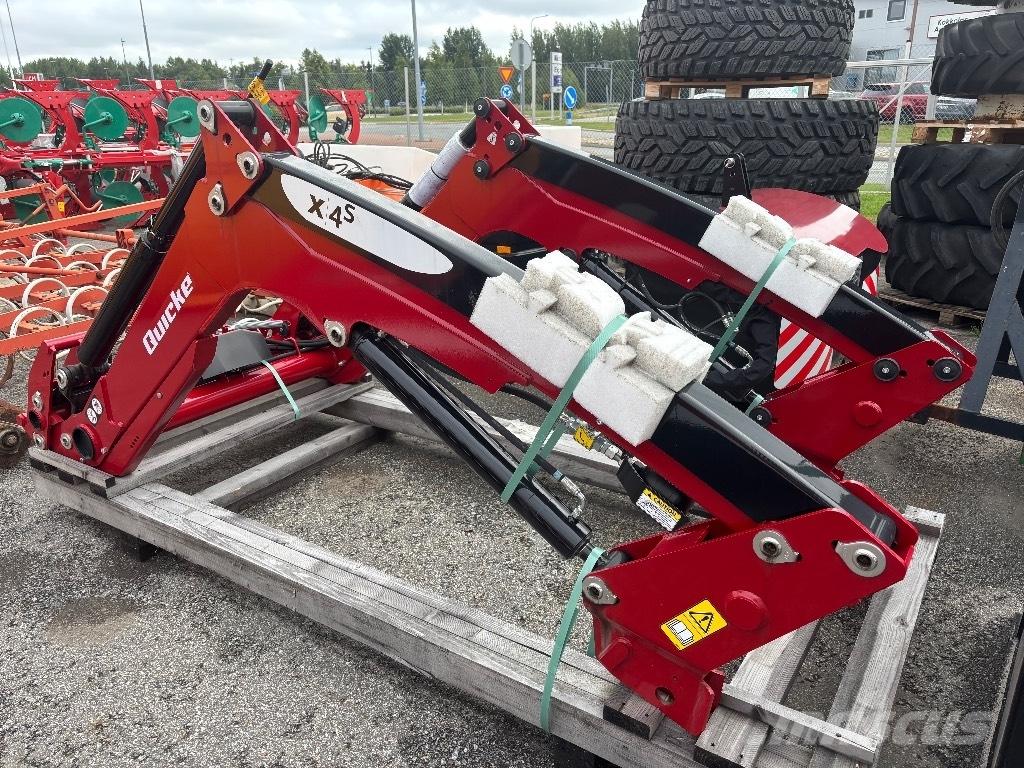 Quicke X4 S  DM  Euro Chargeur frontal, fourche