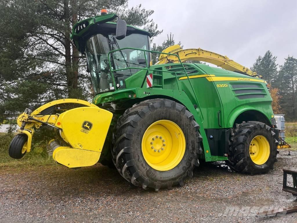 John Deere 8300 Ensileuse automotrice