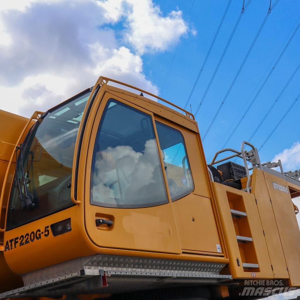 Tadano ATF 220G-5 Grues tout terrain