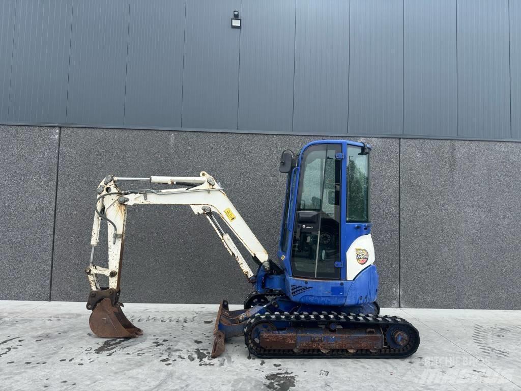 Yanmar Vio 25-4 Mini pelle < 7t