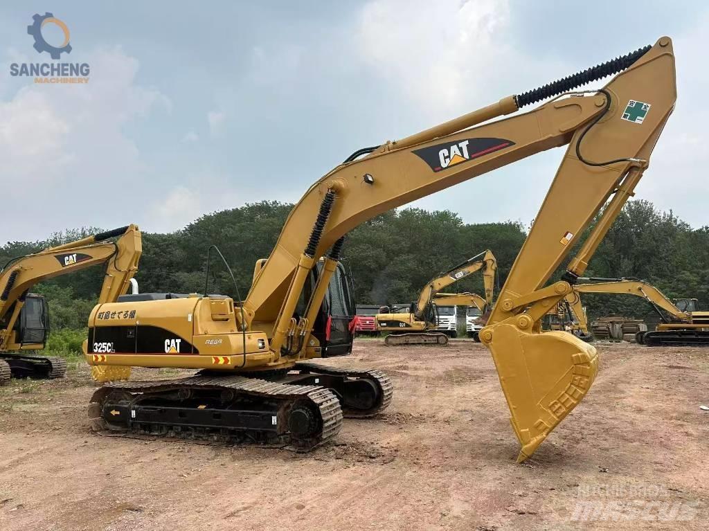 CAT 325 CL Pelle sur chenilles