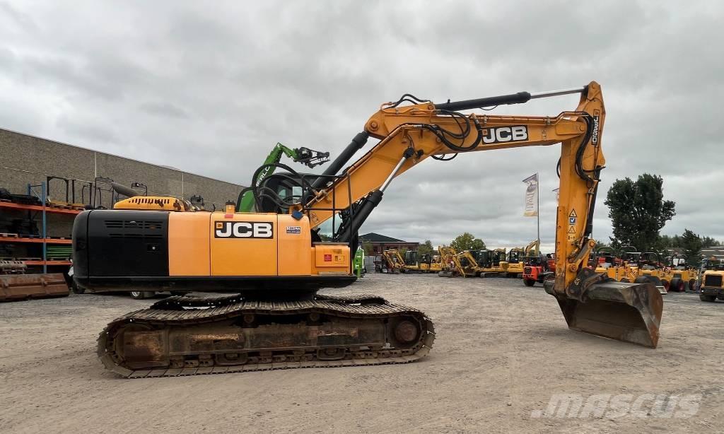 JCB JS 220 Pelle sur chenilles