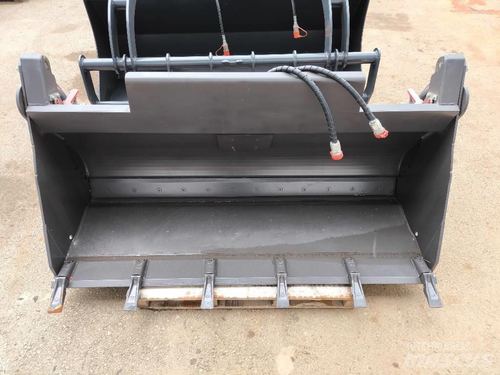 Mecalac 0.65m3 4in1 Godet