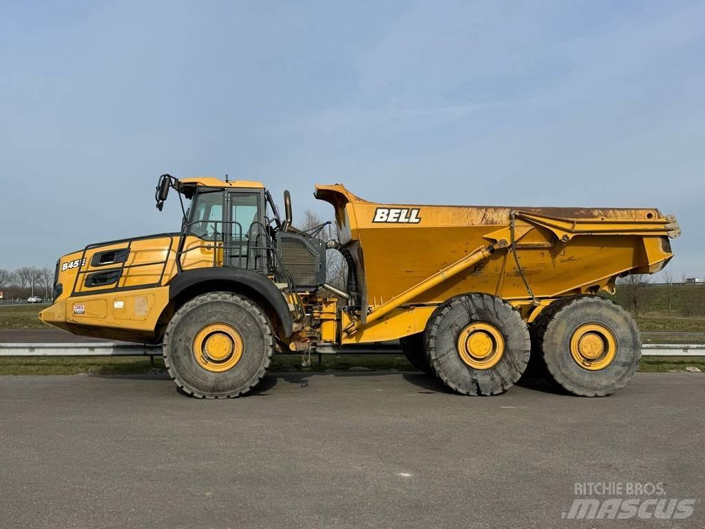 Bell B45E 6x6 Tombereau articulé