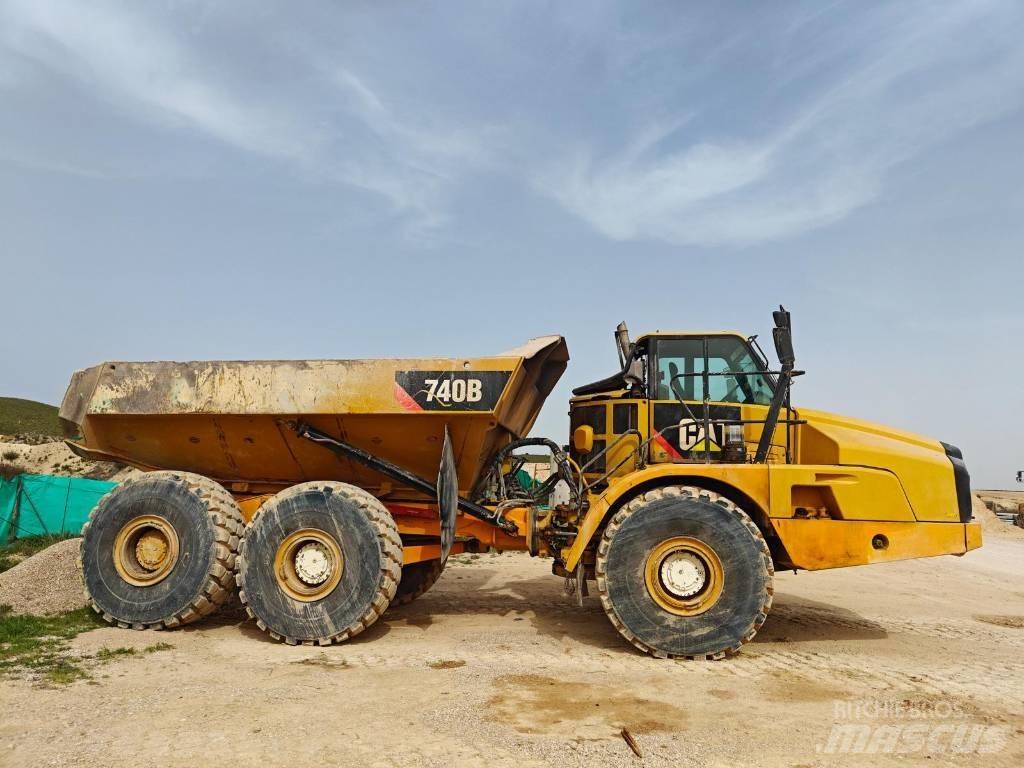 CAT 740B Tombereau articulé