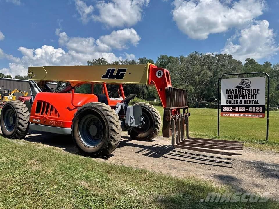 JLG G 6-42 Chariot télescopique