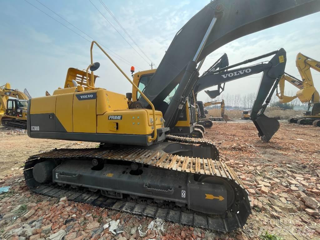 Volvo EC 200 Pelle sur chenilles