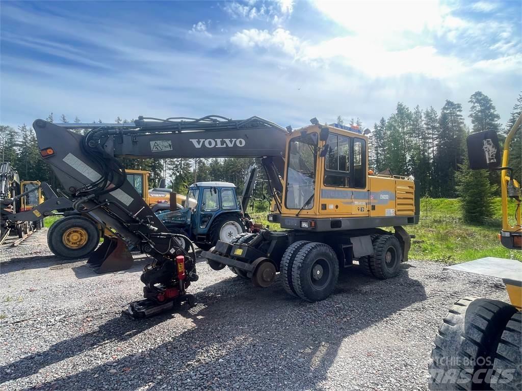 Volvo EW 200 4x4 Pelle sur pneus