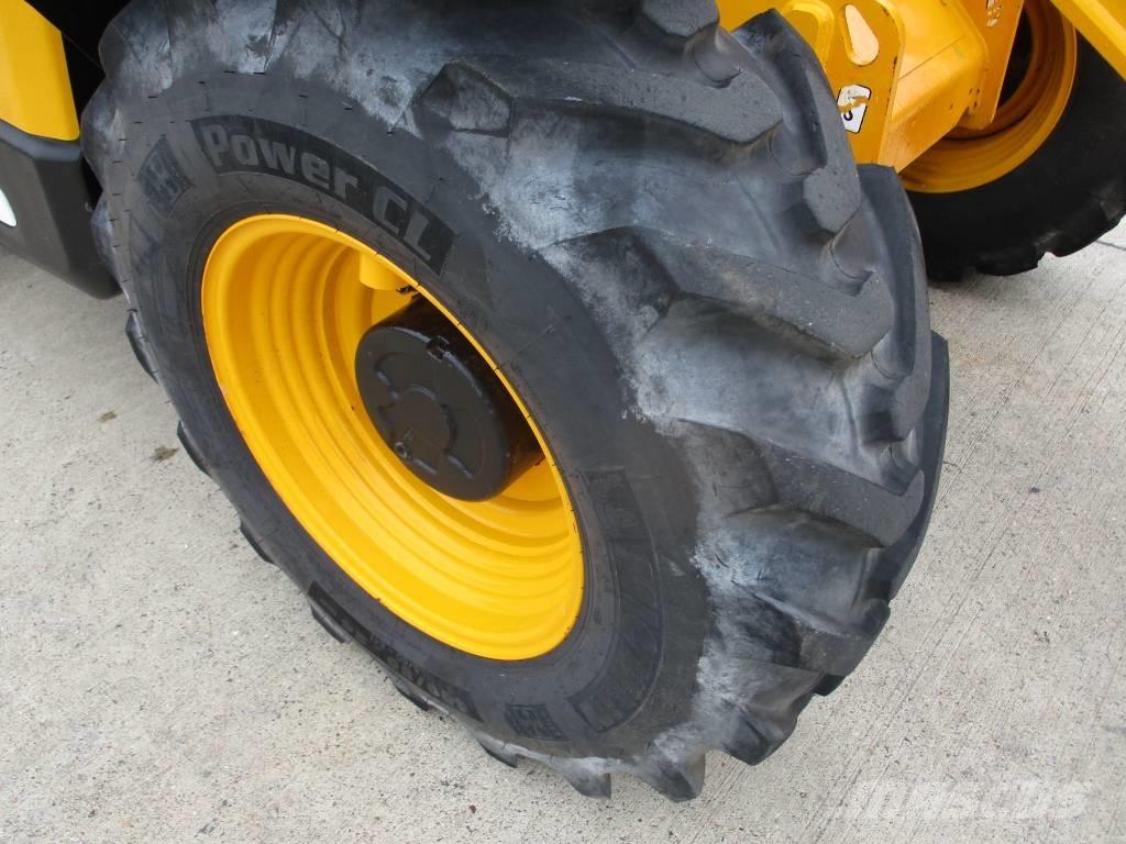 JCB 531-70 5AA (756) Chariot télescopique