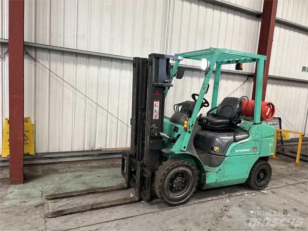 Mitsubishi FG25NT Chariots GPL