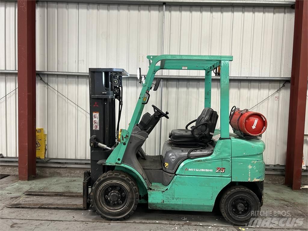 Mitsubishi FG25NT Chariots GPL