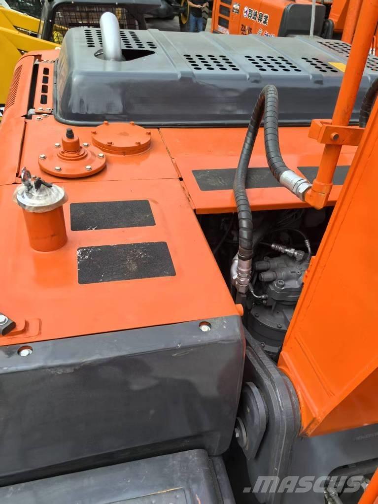 Hitachi ZX200-3G Mini pelle < 7t