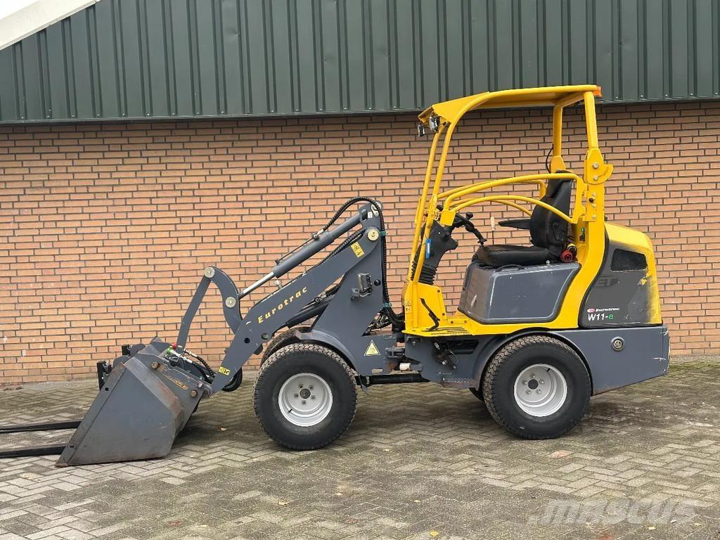 Eurotrac W11-E Chargeuse sur pneus