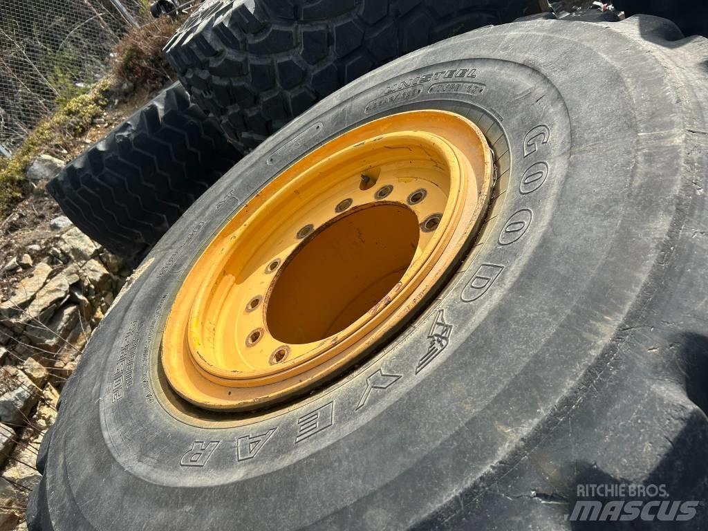Goodyear 20,5R25 GP4 Chargeuse sur pneus