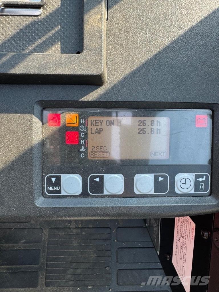 Toyota Tonero 18 Chariots diesel