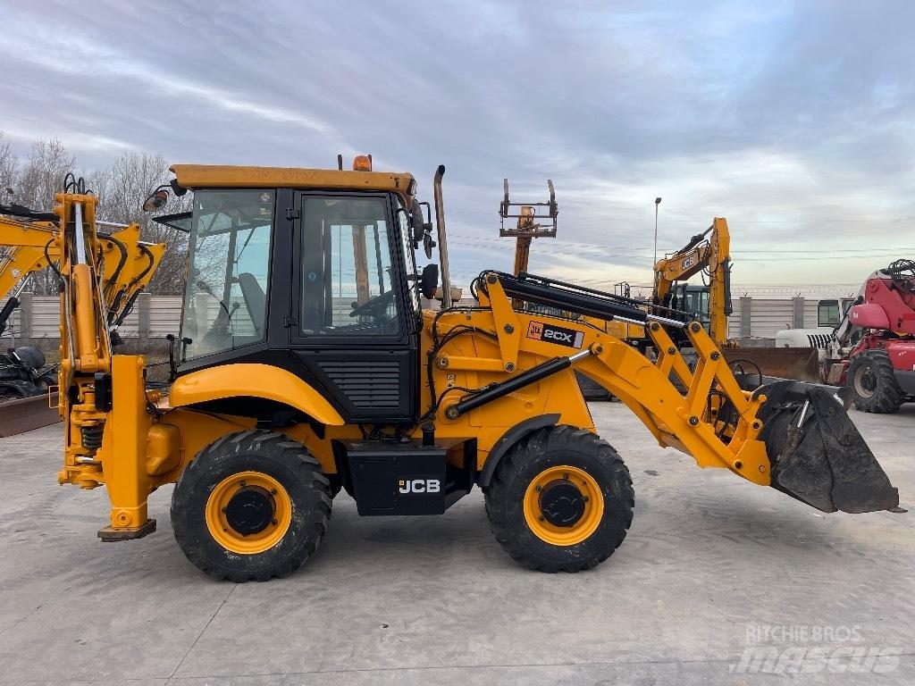 JCB 2 CX Tractopelle