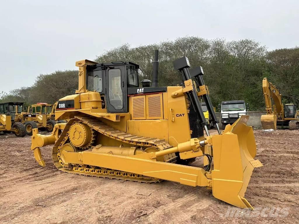 CAT D8R Bouteurs sur chenilles