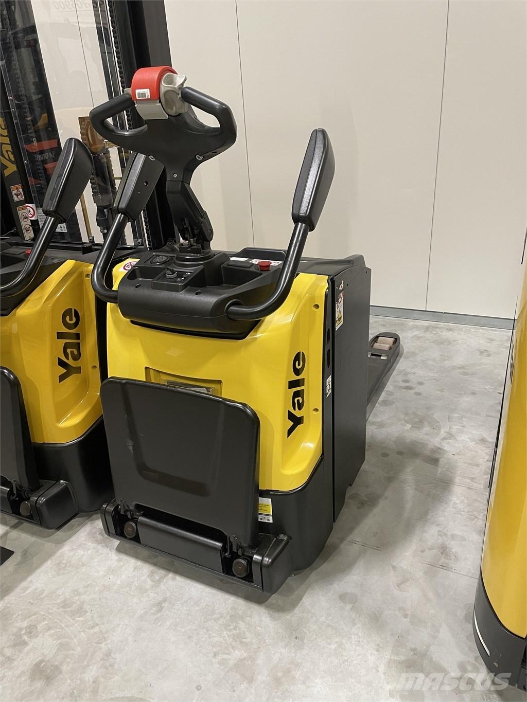 Hyster P2,5S Transpalette accompagnant porté debout