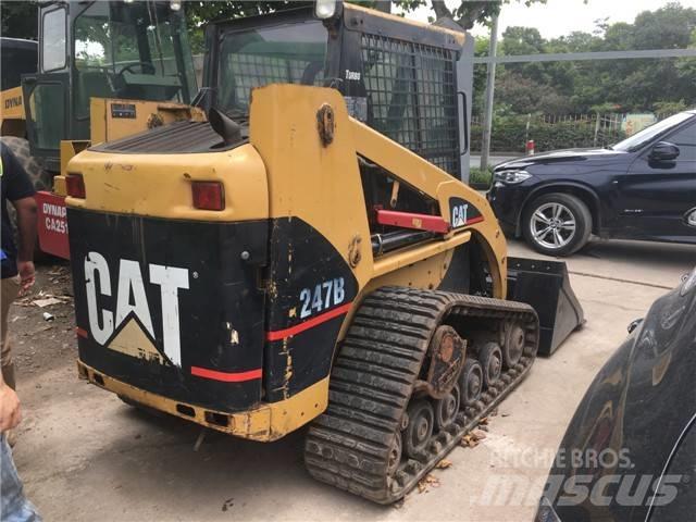 CAT 247 B Chargeuse sur chenilles