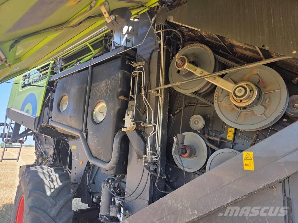 CLAAS Lexion 780 TT Moissonneuse batteuse
