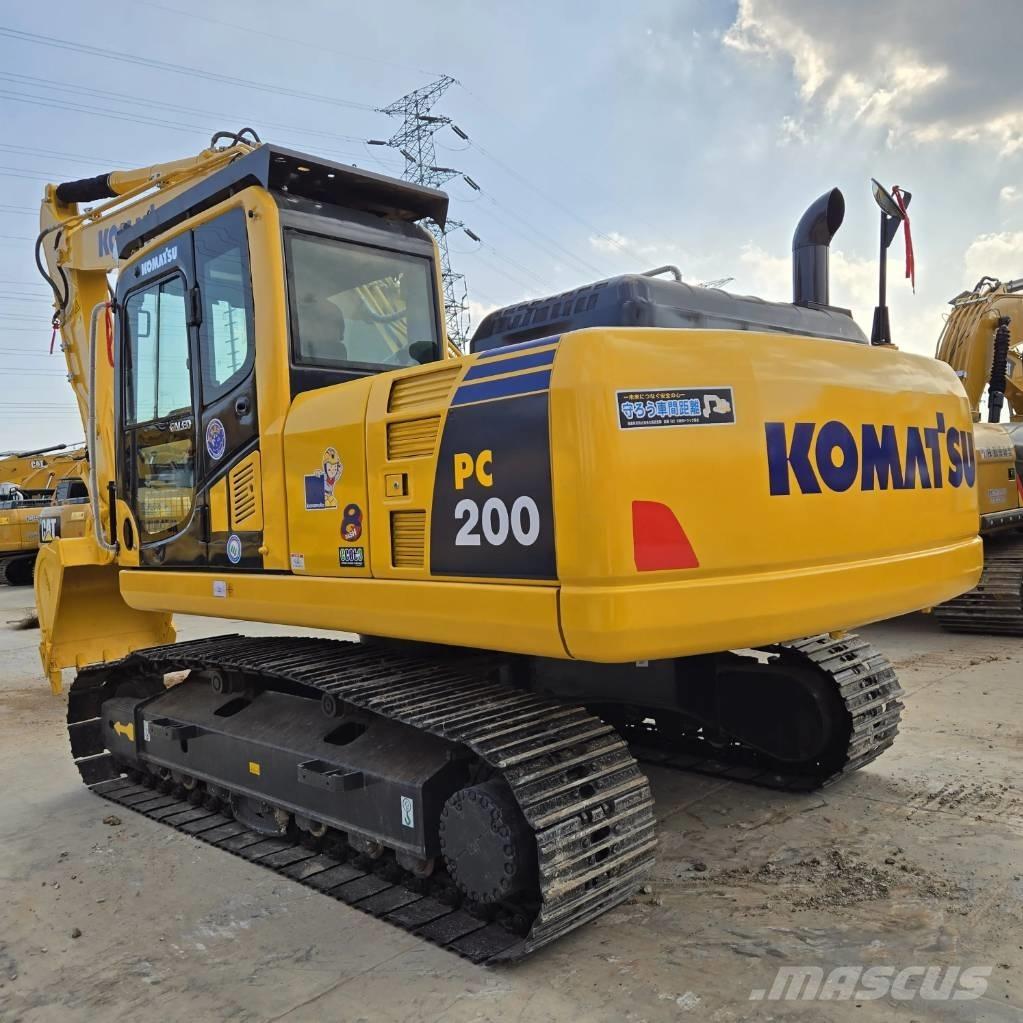 Komatsu PC 200-8 Pelle sur chenilles