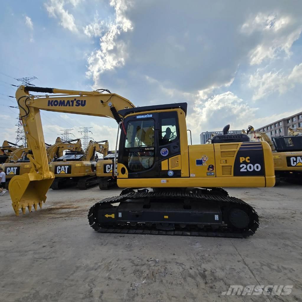 Komatsu PC 200-8 Pelle sur chenilles