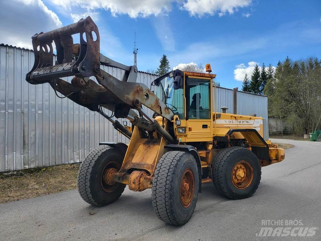 Volvo BM L70C Chargeuse sur pneus