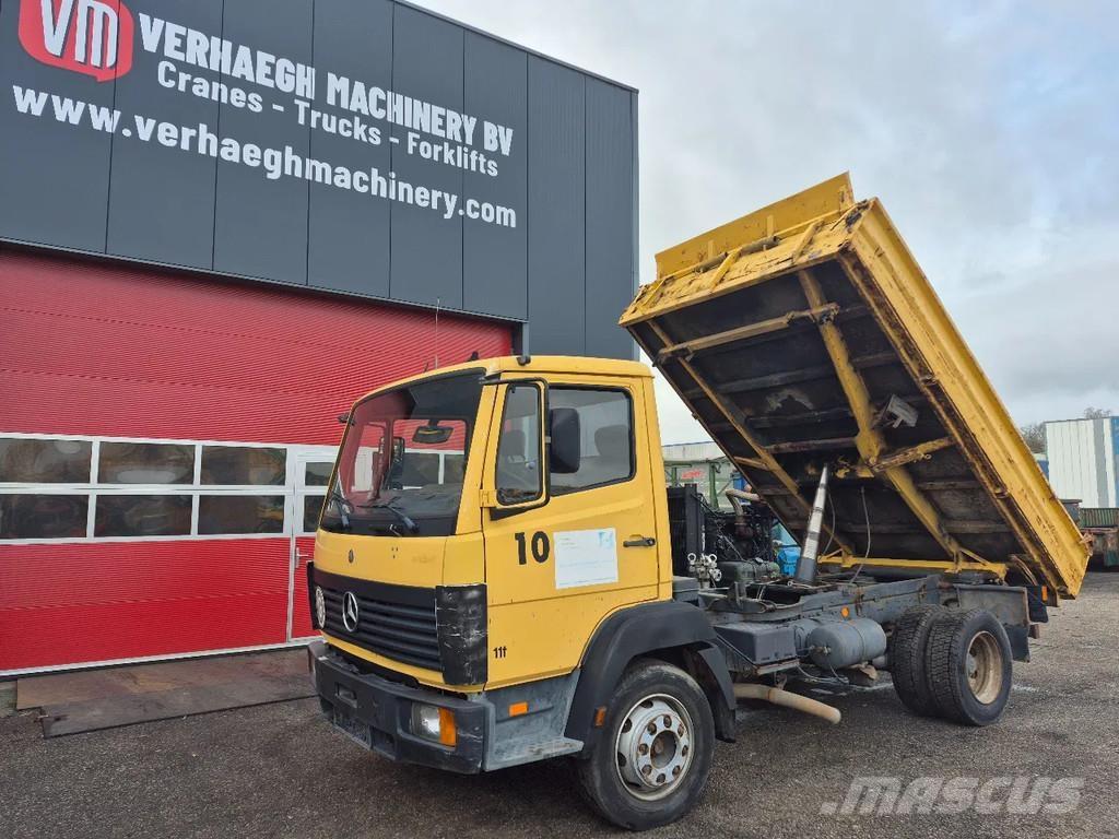 Mercedes-Benz 1117 Camion benne