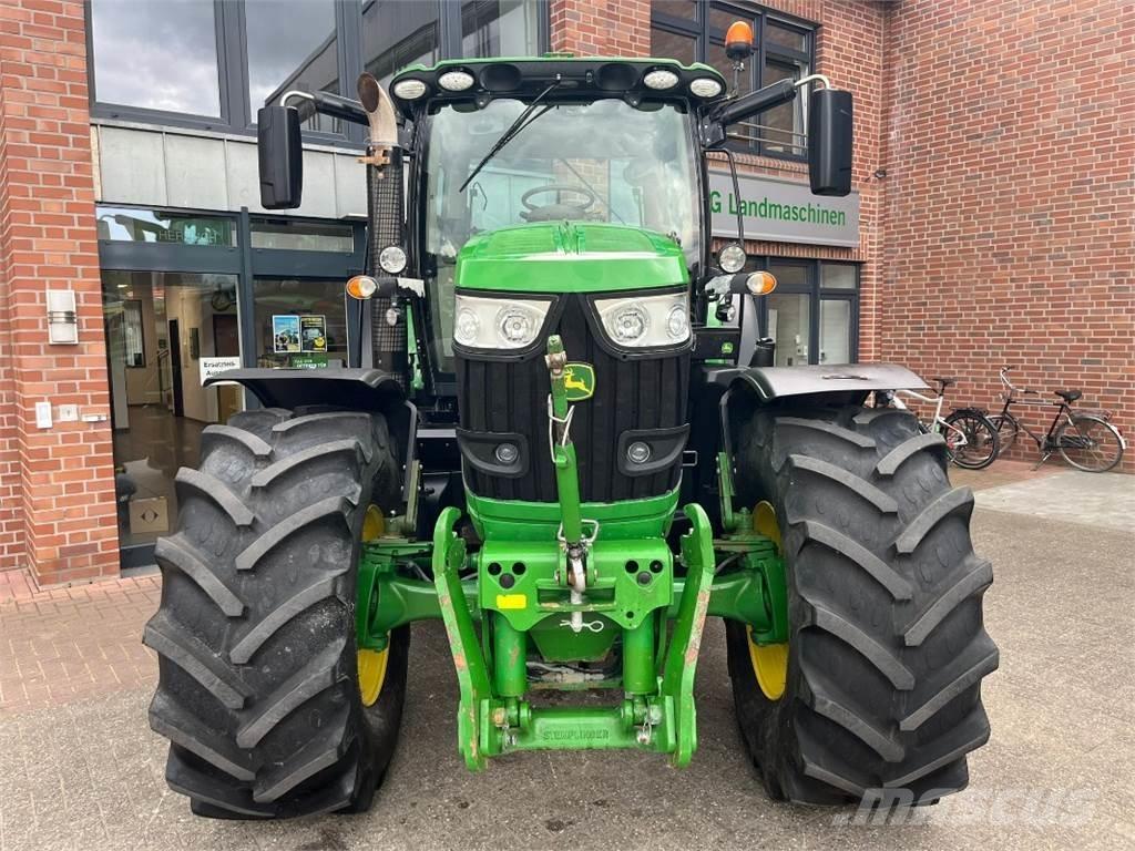 John Deere 6210R Tracteur
