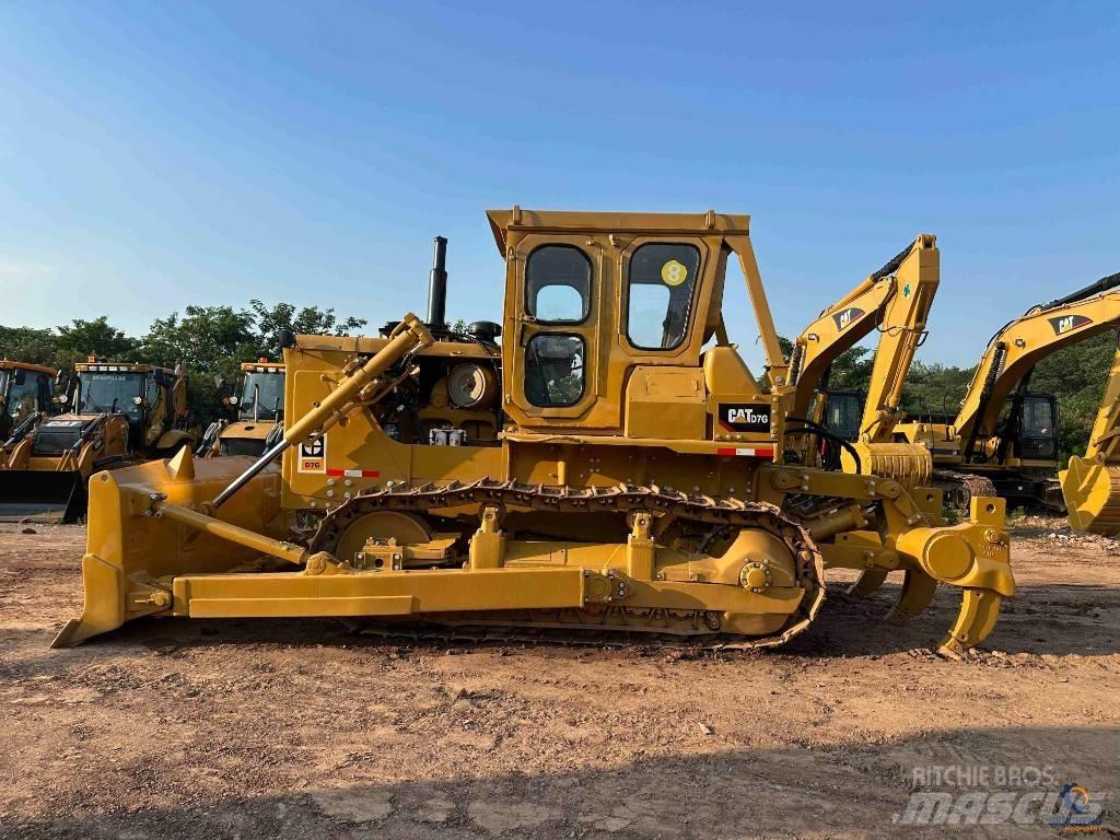 CAT D 7 G Bouteurs sur chenilles